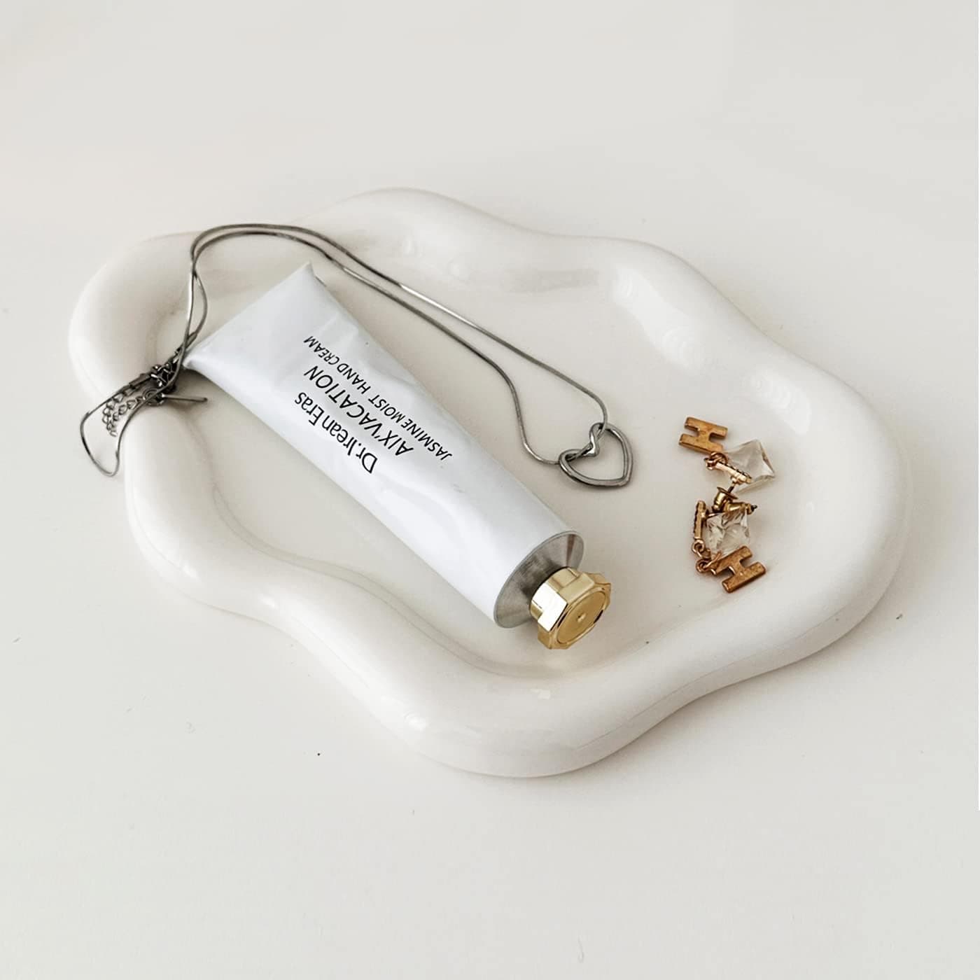 Jewelry Dish Trinket Tray for Women, Ring Dish Holder, Unique Cloud Shape Ceramic Plate Cute Things Vanity Aesthetic Room Decor Mother's Day Birthday (White)