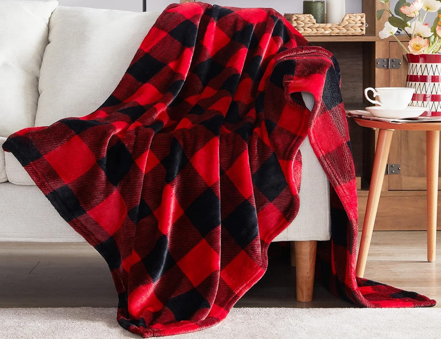 Touchat Fleece Throw Blankets, Buffalo Plaid Throw Blanket for Couch Sofa Bed, Soft Warm Fuzzy Cozy Plush Checkered Blanket, Lightweight Farmhouse Decor(Red and Black Plaid, 50“ x60”)