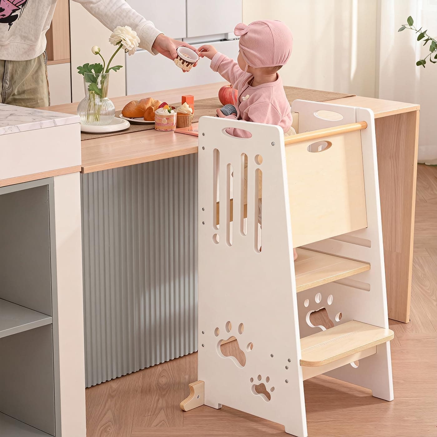 Toddler Tower,Height-Adjustable Step Stool with Sliding Safety Door,Easy to Adjust Height,Suitable for Kids from 18 Months to 5 Years Old,Anti-tilt Kitchen Step Stool with Safety Feet-White